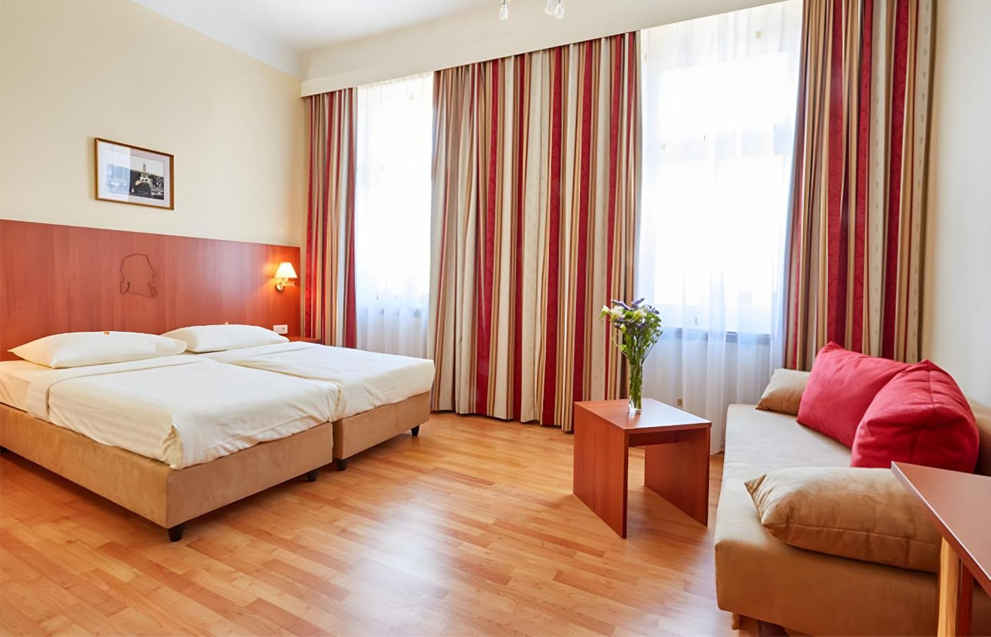 Mozart Hotel